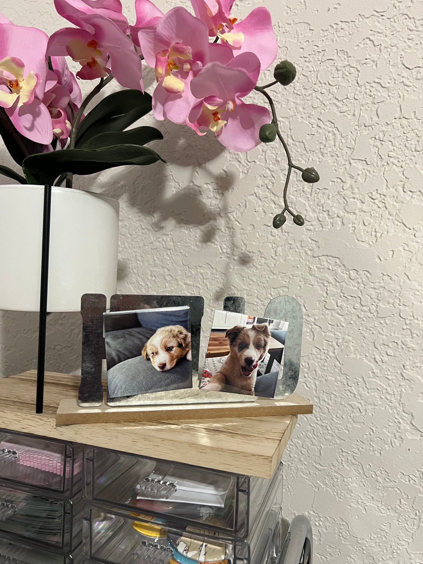 2x Custom Photo Magnet with Hello sign